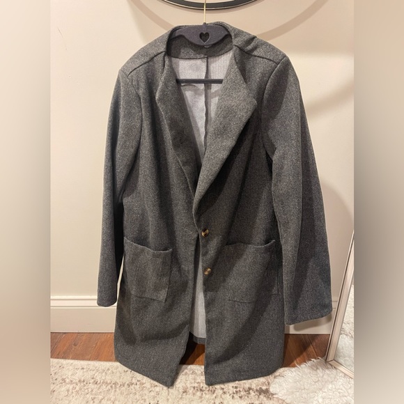 Coat - Picture 1 of 4